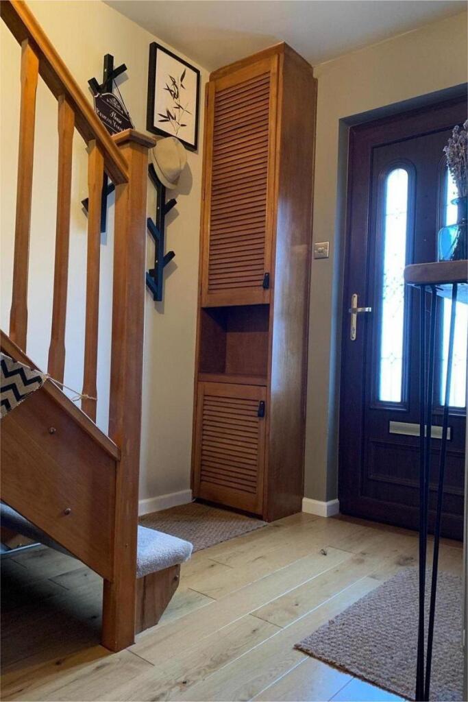 Entrance from the kitchen