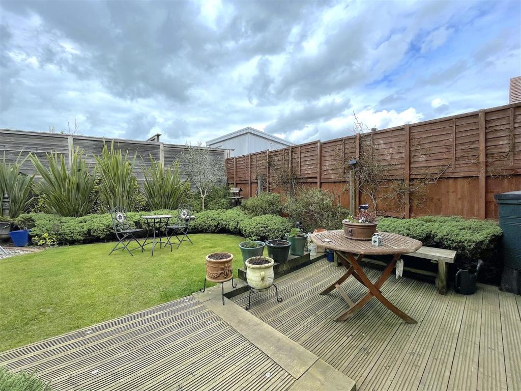 Garden (2).jpeg