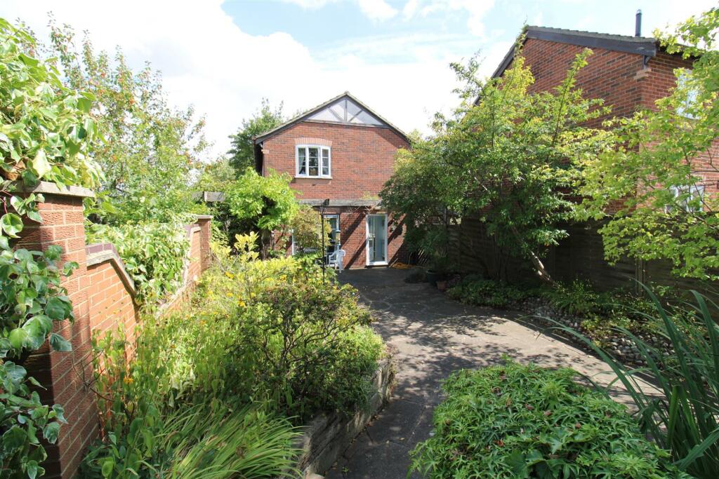 Exterior - gardens