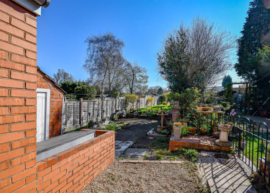 51 Swan Bank-External (6).jpg