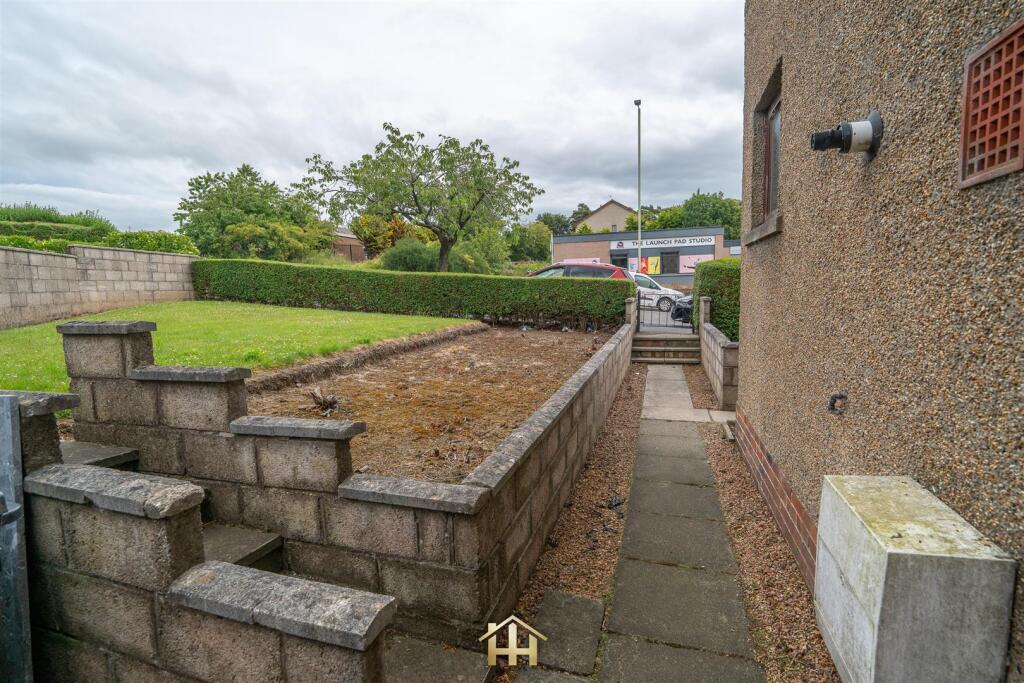 34 BUTTARS LOAN DD2 4LU 100725 EDIT (11 of 33).jpg