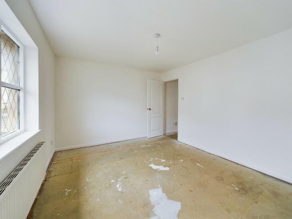 CAM02089G0-PR0379...