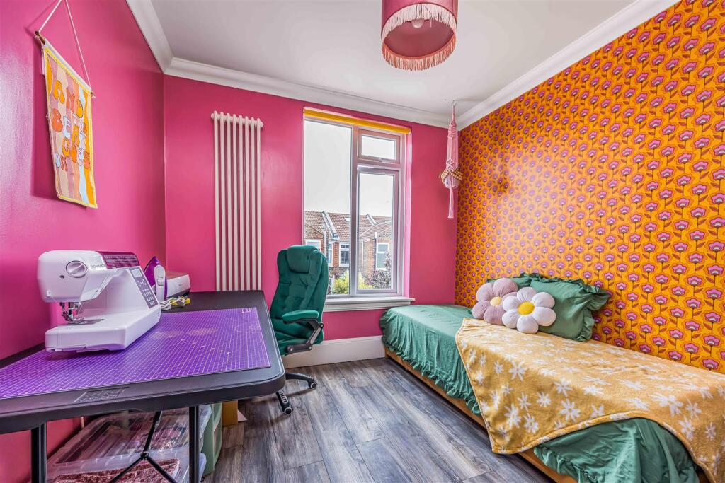 102 Jubilee Road, Southsea-Small-PorticoMarketing-