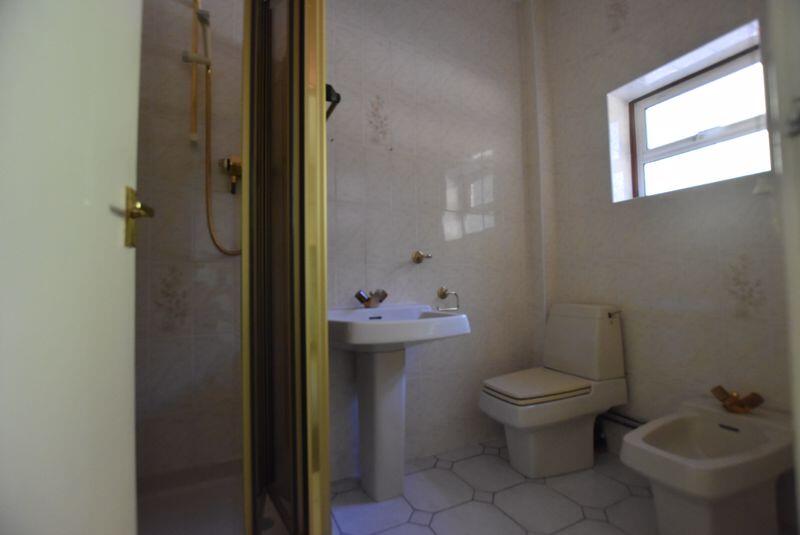 Photo 32