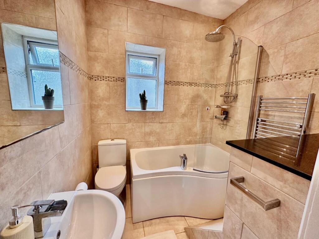 HOUSE BATHROOM