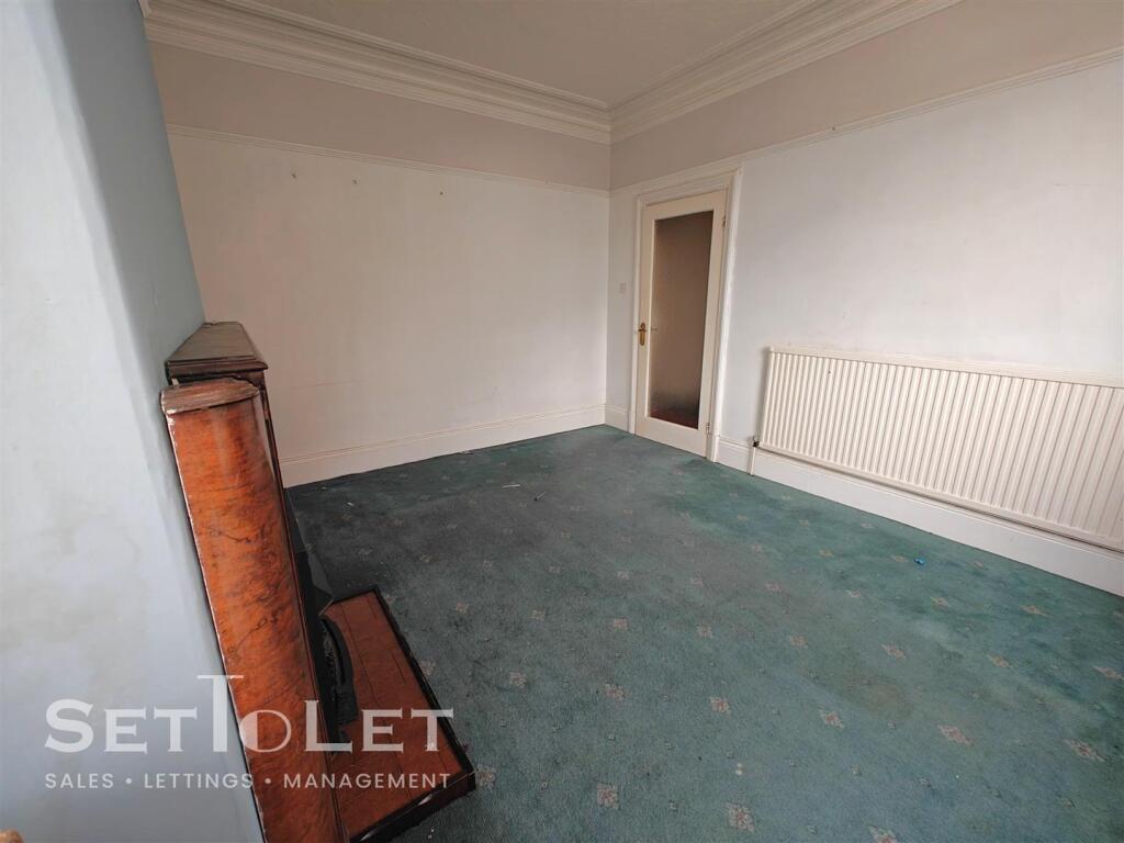 WhatsApp Image 2025-04-18 at 12.56.05 (10).jpeg