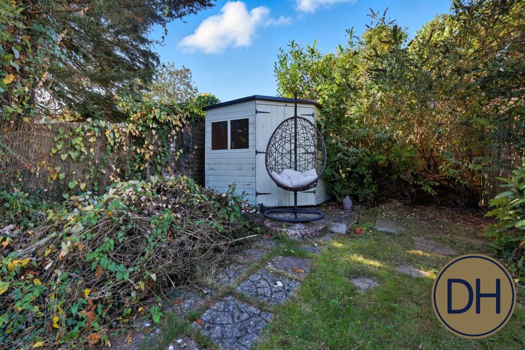 High Road, North Wea