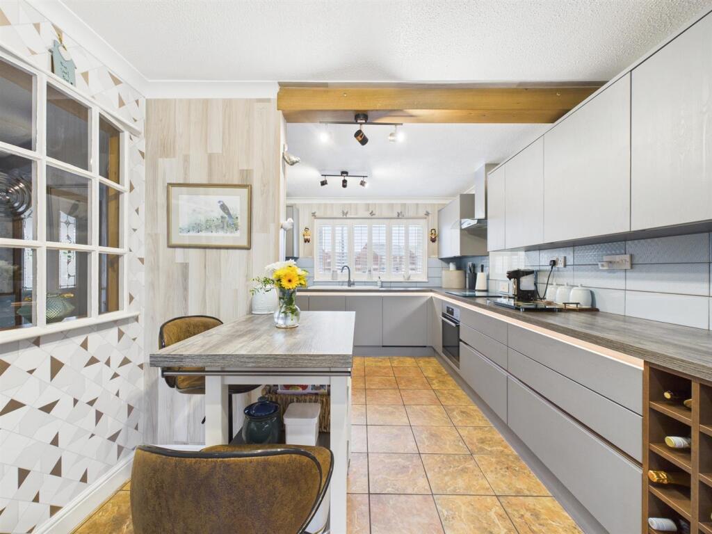 Breakfast Kitchen