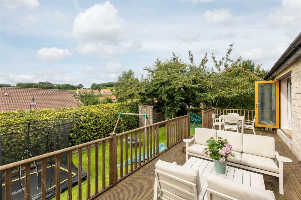 Pickering Hill External-7.jpg