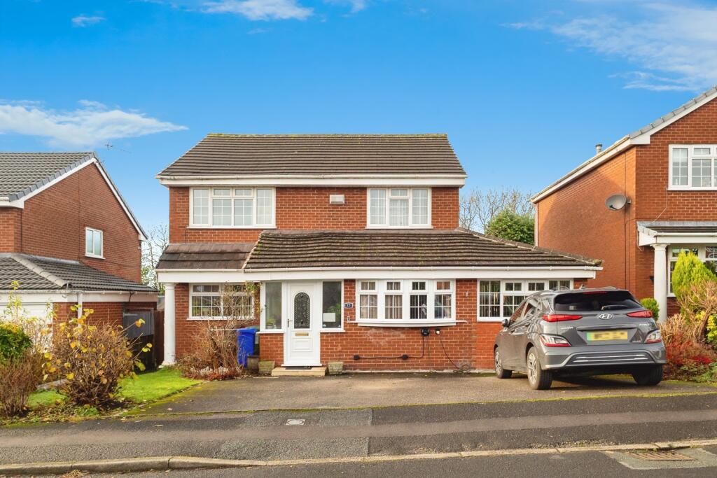 Peterborough Close, Ashton-under-Lyne, OL6