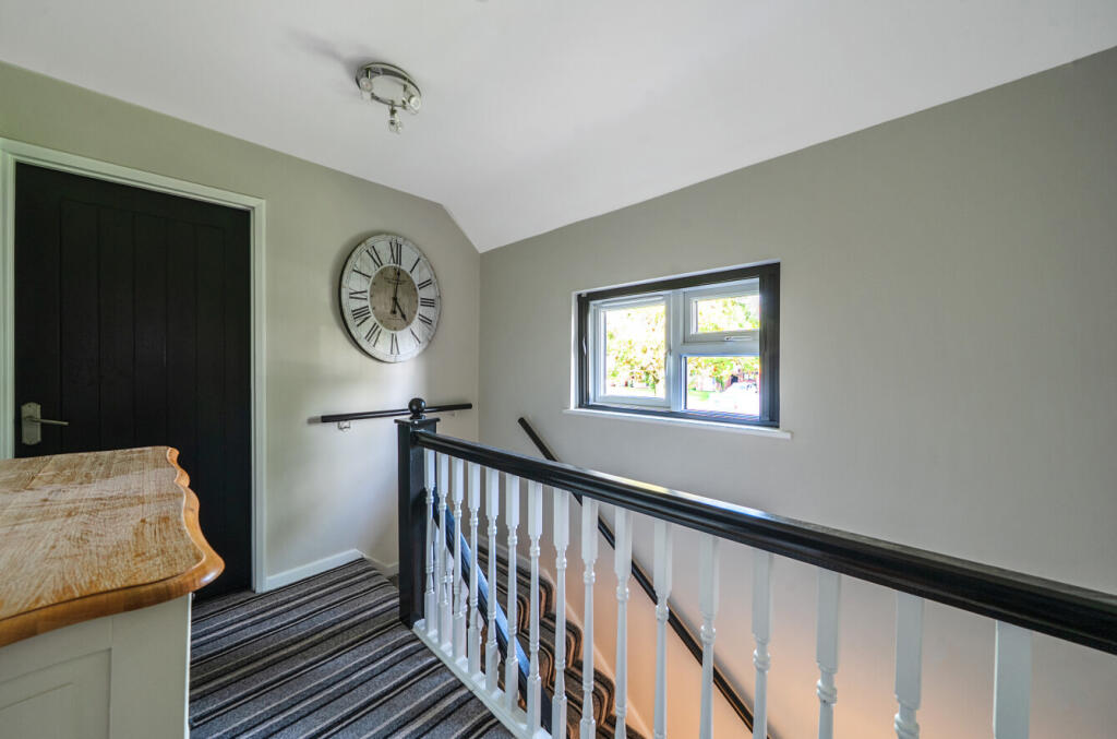 1358365-5-68d43cf...