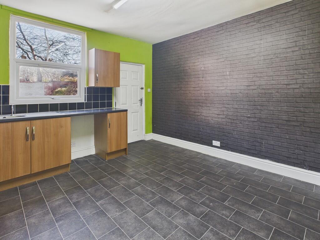 CAM04273G0-PR0240...