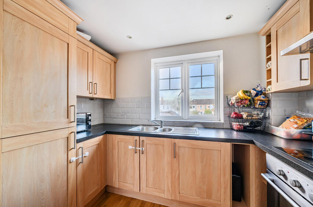 1373535-3-6900ec5...