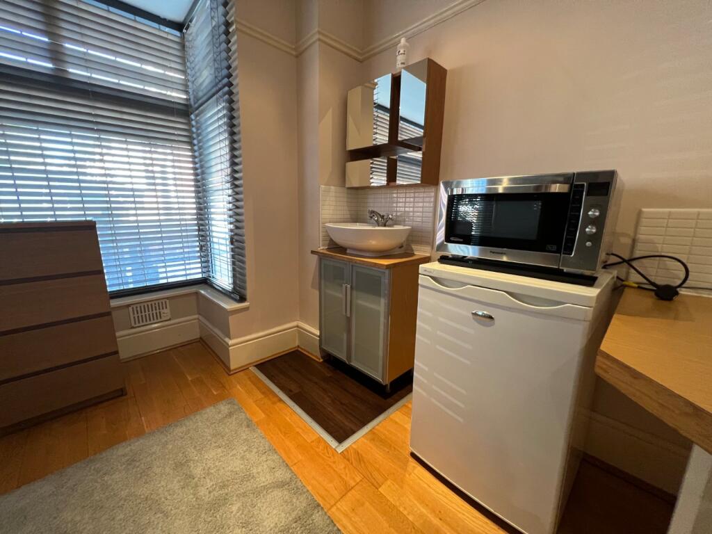 Kitchenette