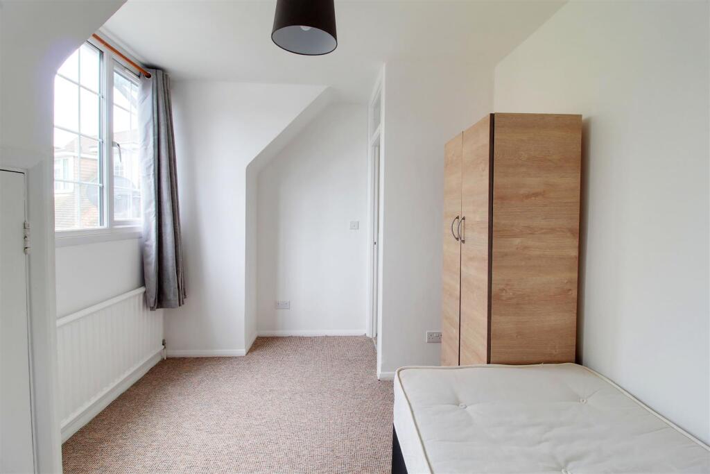 IMG_2114-IMG_2116 (2) copy.jpg