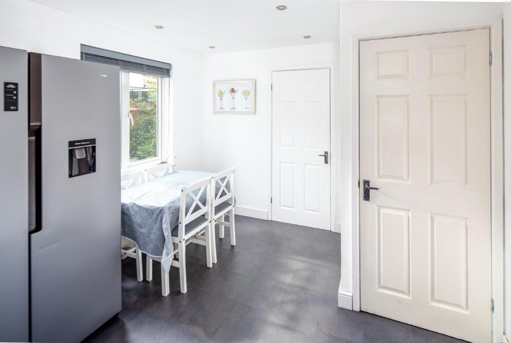 Kitchen Breakfast Rm