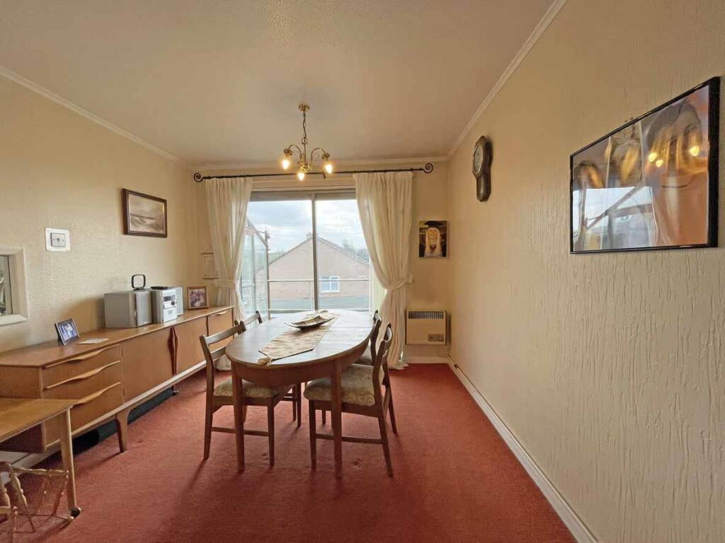 Yelamptone Drive 5 Dining Room 1.jpg