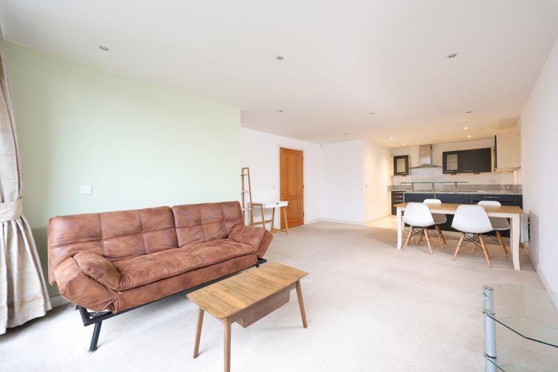 Living/dining/kitchen space