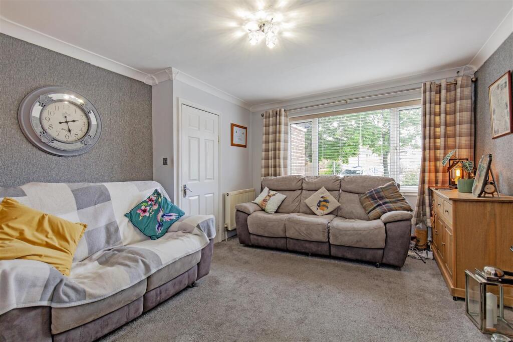 Reception Room-1.jpg