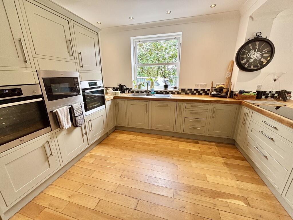Kitchen/Open Plan Living Room