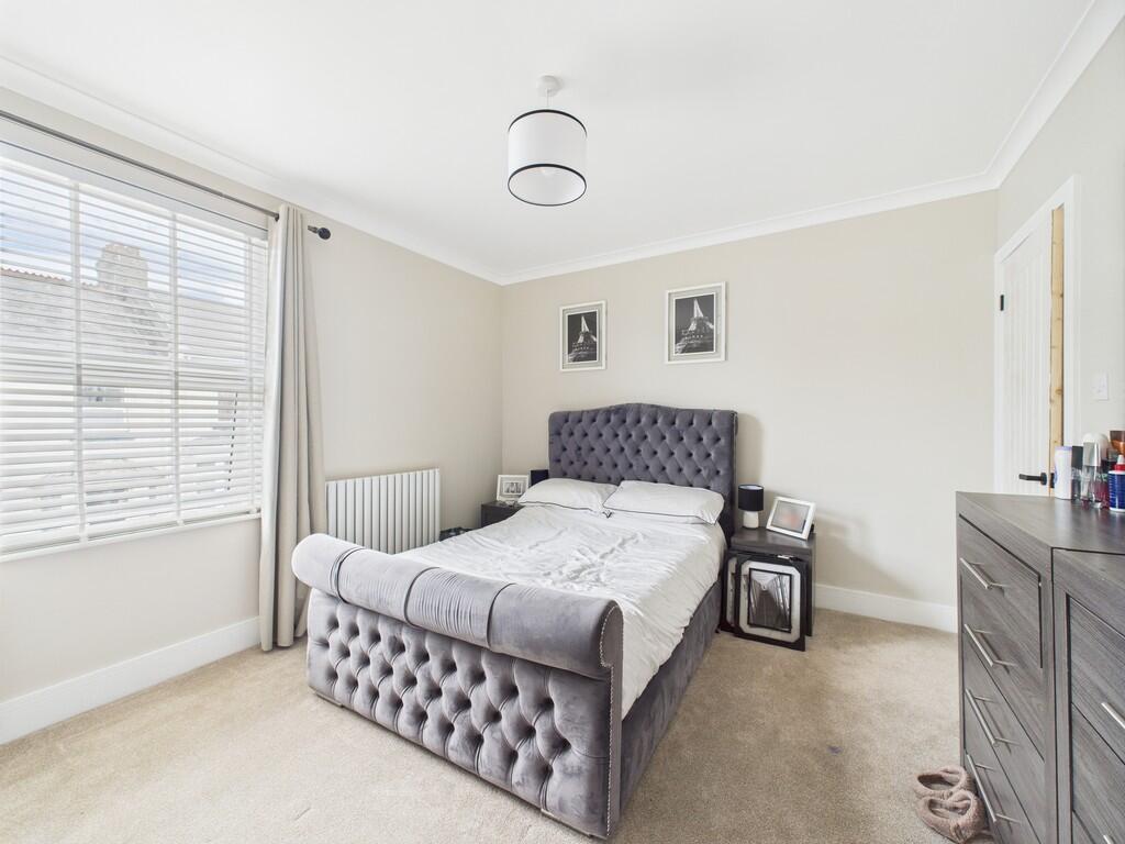 CAM02089G0-PR0513...