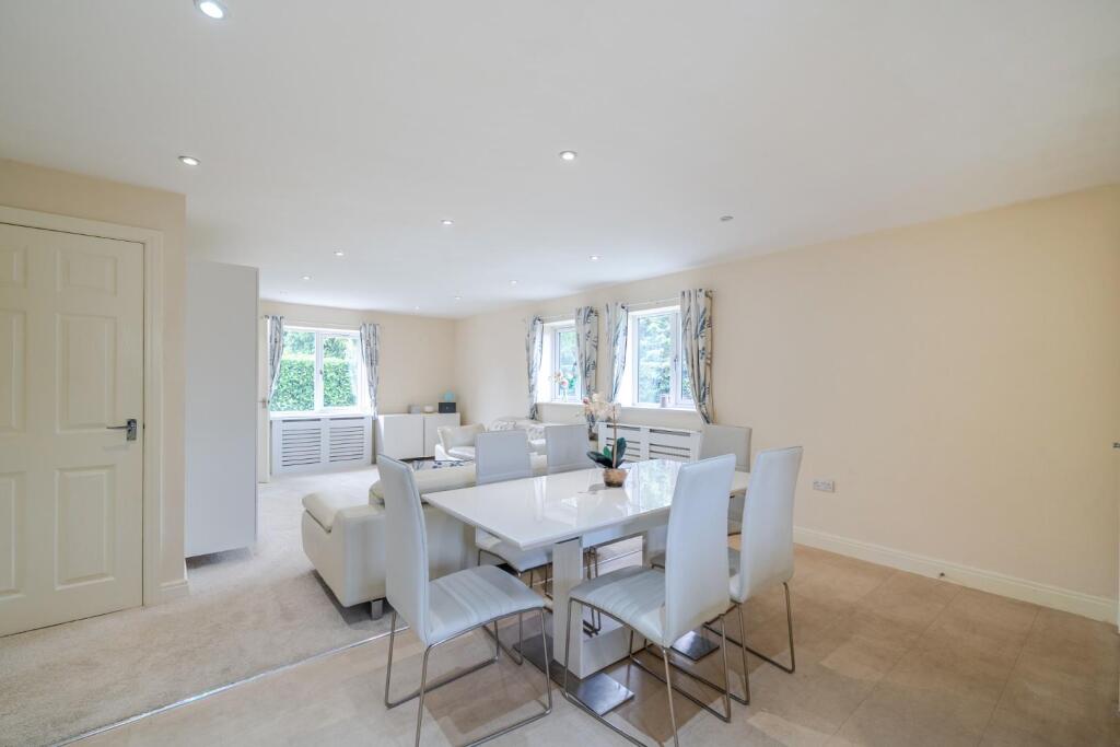 kitchen living diner.jpg