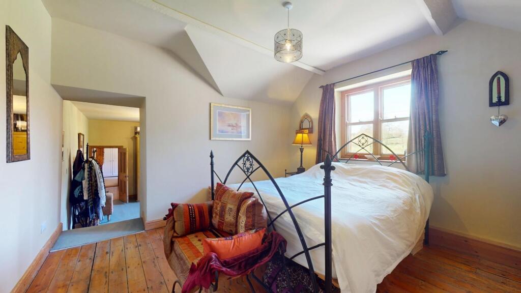 BEDROOM 1A.jpg
