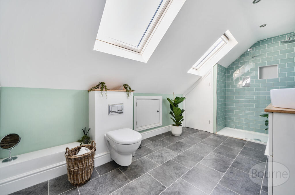 b49f9372-a0a4-423...