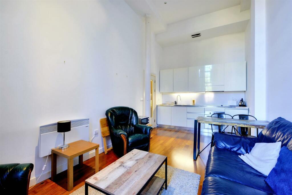 Kitchen Living Room_4.jpeg