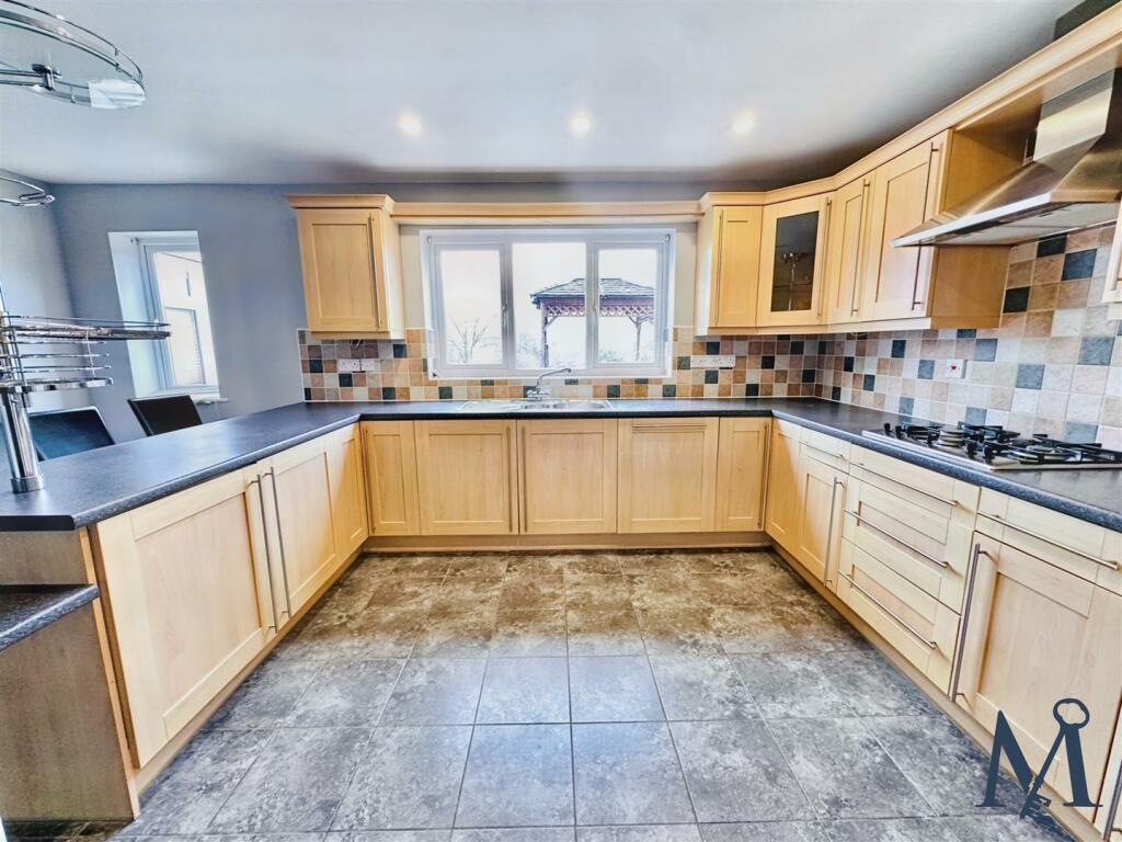 Kitchen Diner