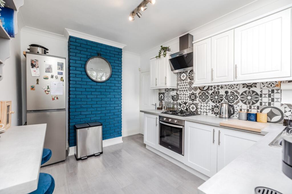 D.107VerneRoadNE297LS-7