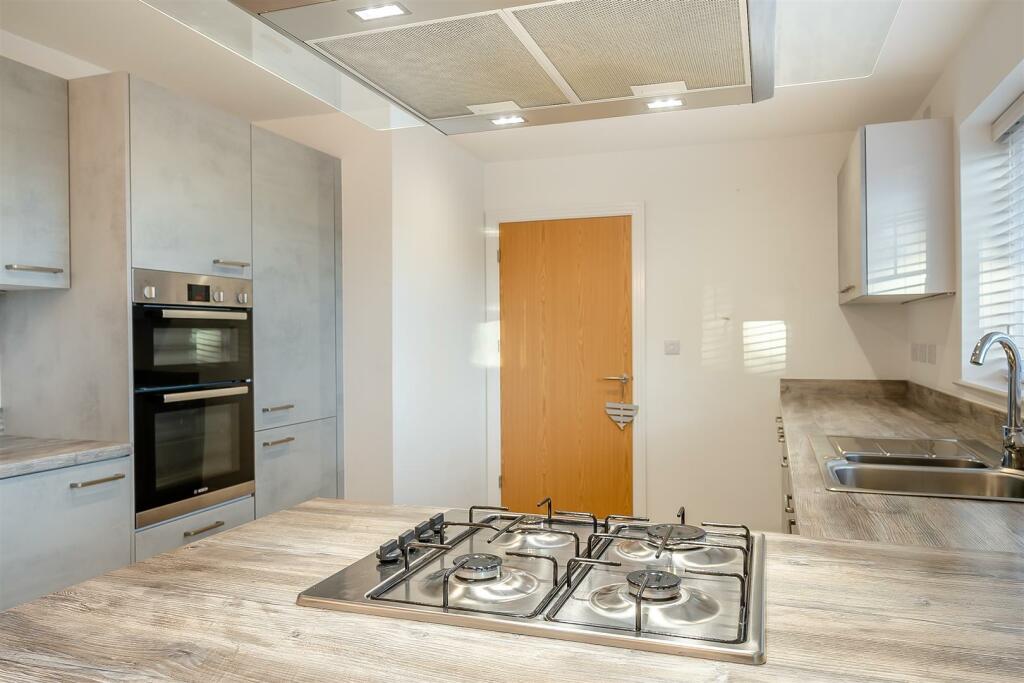 8578525-interior14.jpg