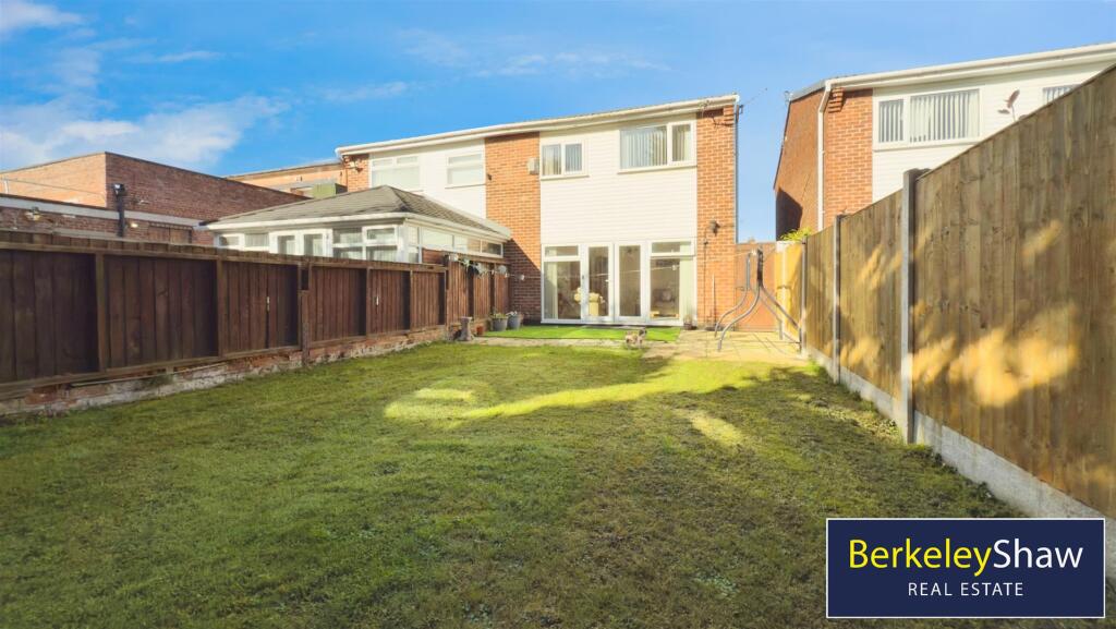 18148702--4E3D-8BD4-60921EF67C98-78567-00000B2C66C