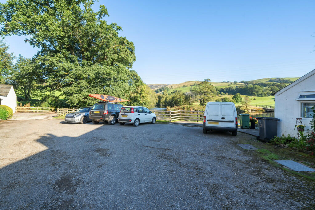 Parking bay