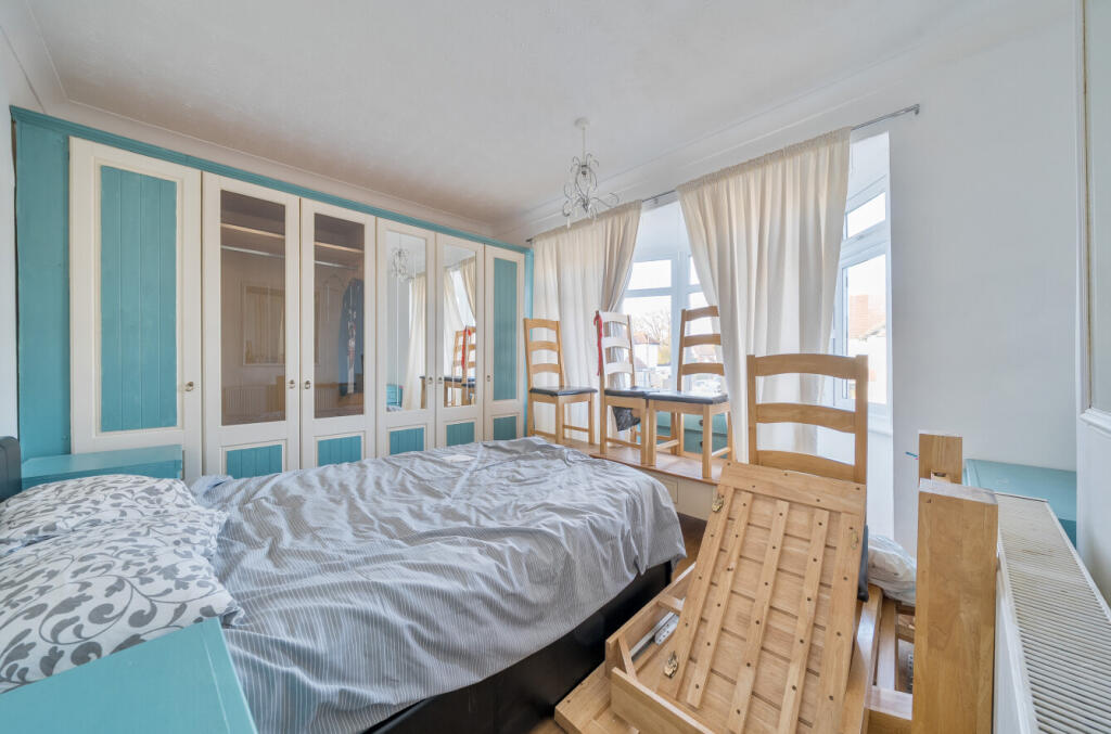 1385610-8-6929ff7...