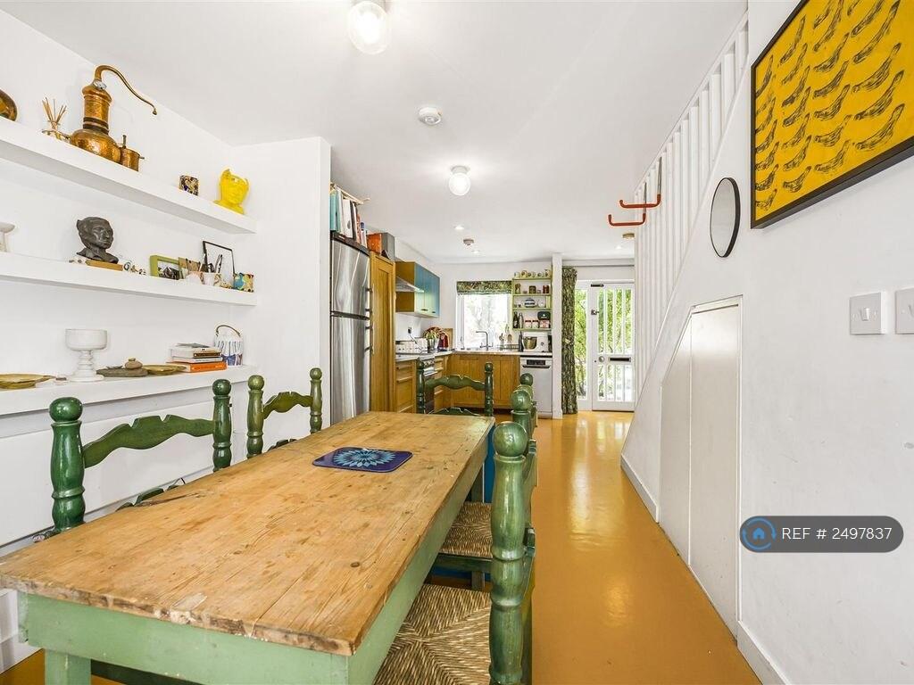 Ground Floor Living/Dining Area