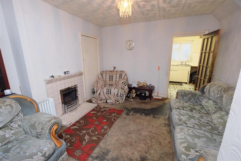 47 Torrington Avenue, Bristol, BS4 1EQ Freehold Se