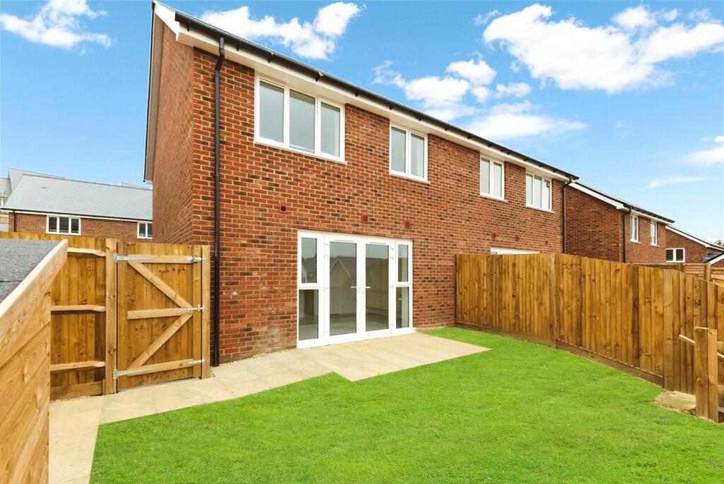 Rear Garden (L6)