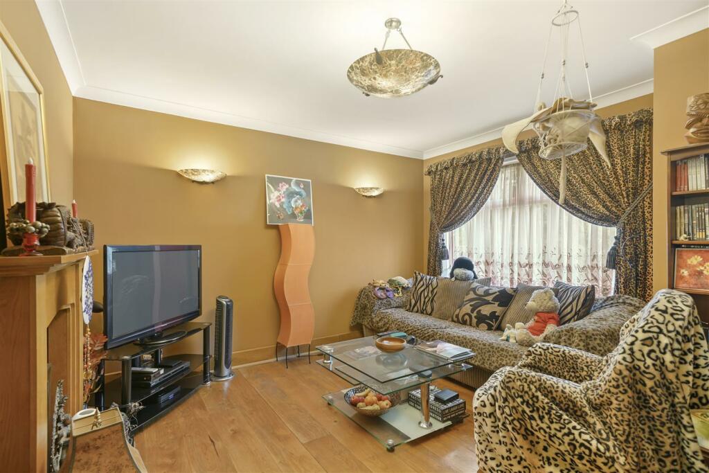 64 Berkeley Avenue - XLD2OVBWPY846iPxa3Ck.jpg