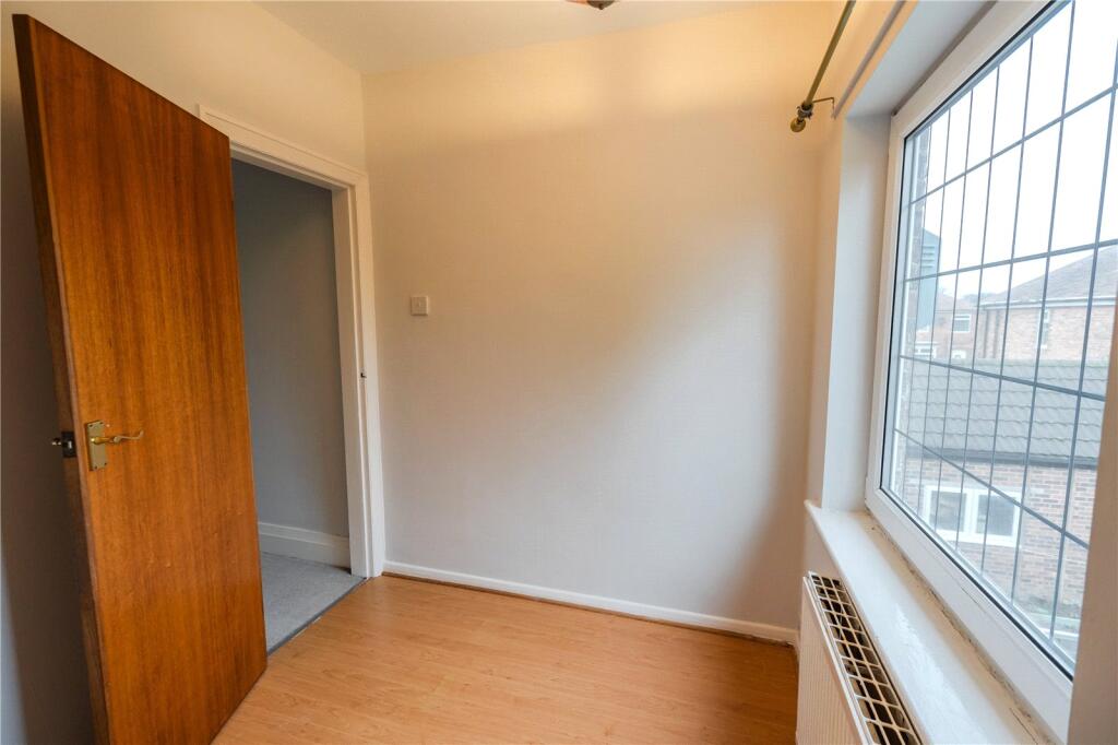 Bedroom 3 (2)