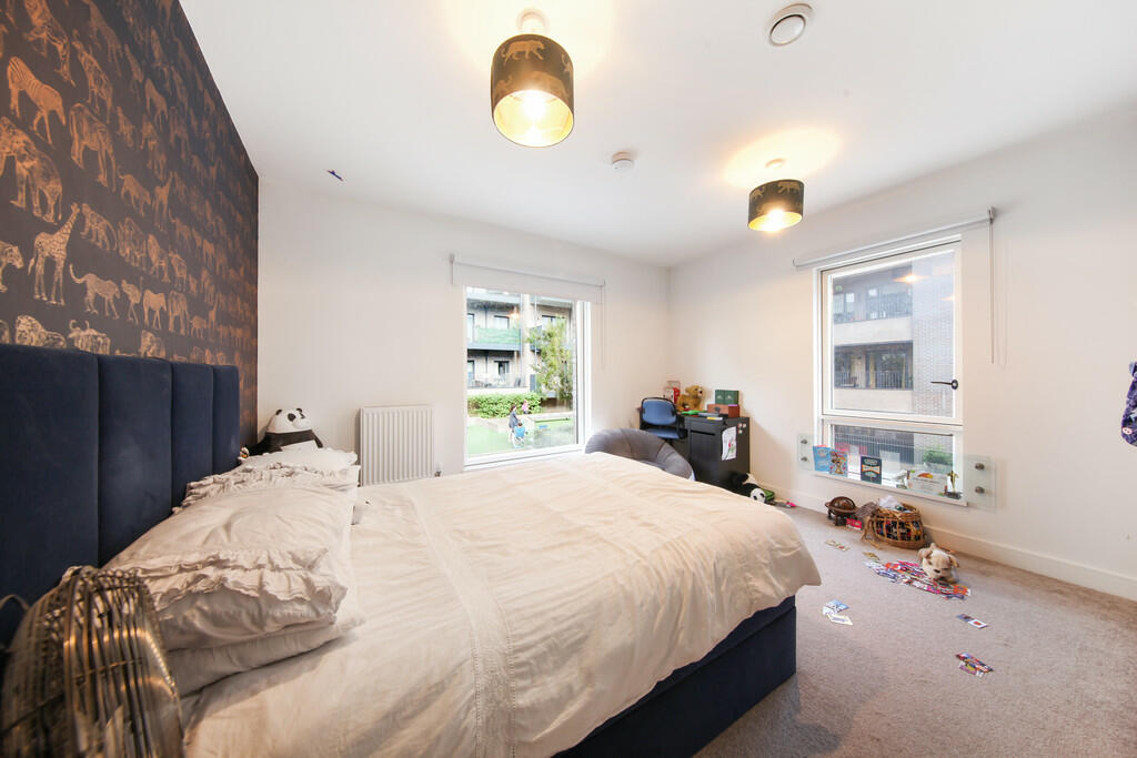 17!Oriental Squar...