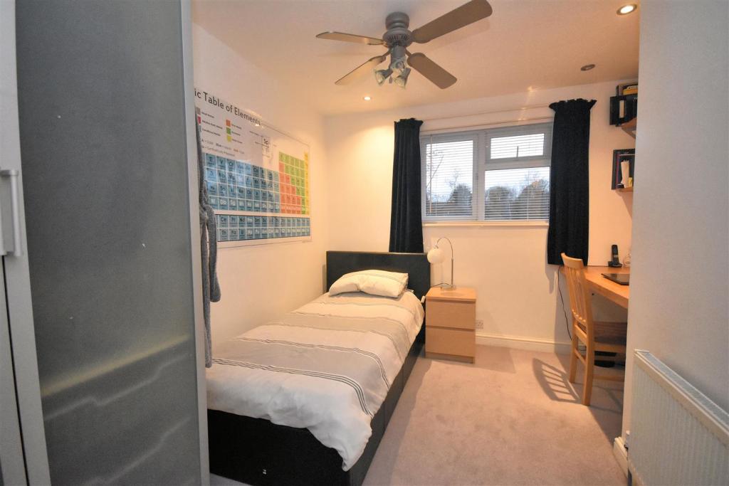 Bedroom 2.jpg