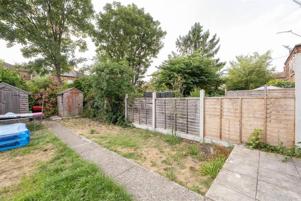 Badlis Road E17