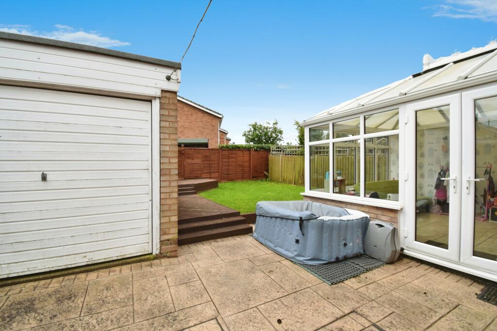 Garage &amp; Garden
