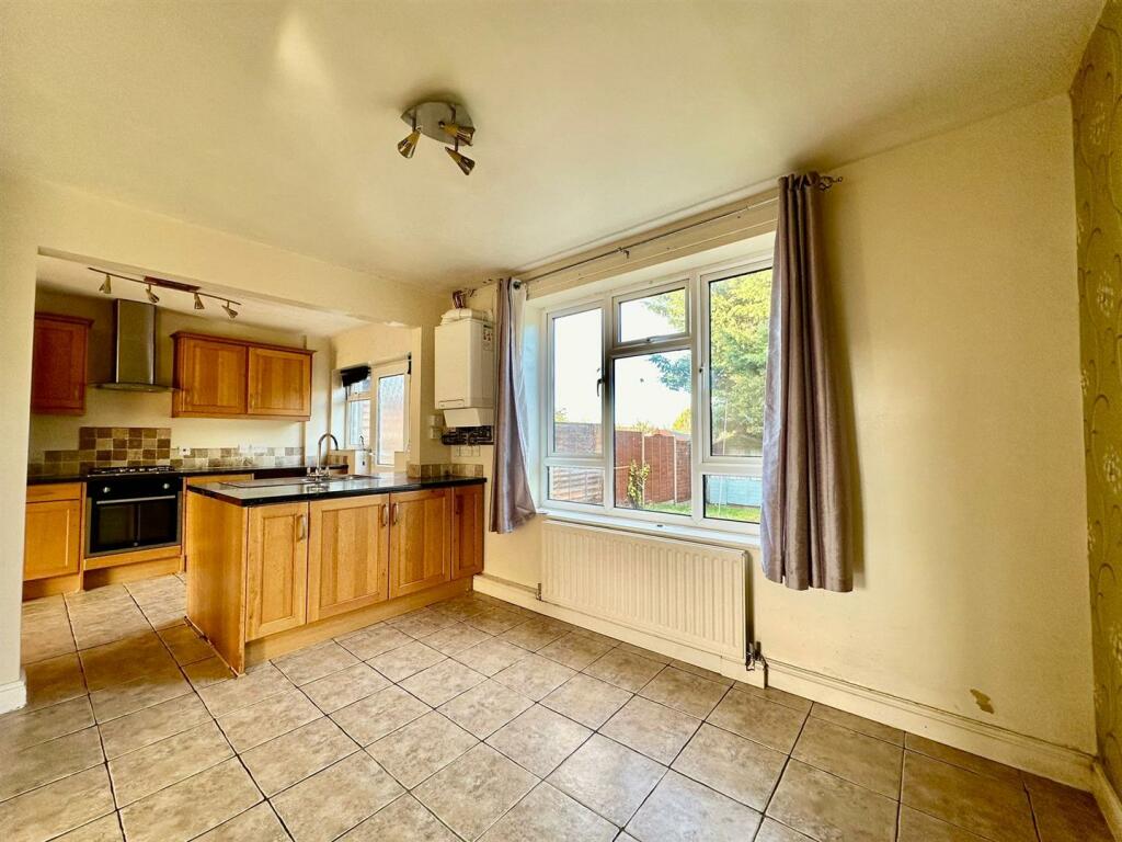 WhatsApp Image 2024-11-20 at 14.51.35_524525d8.jpg