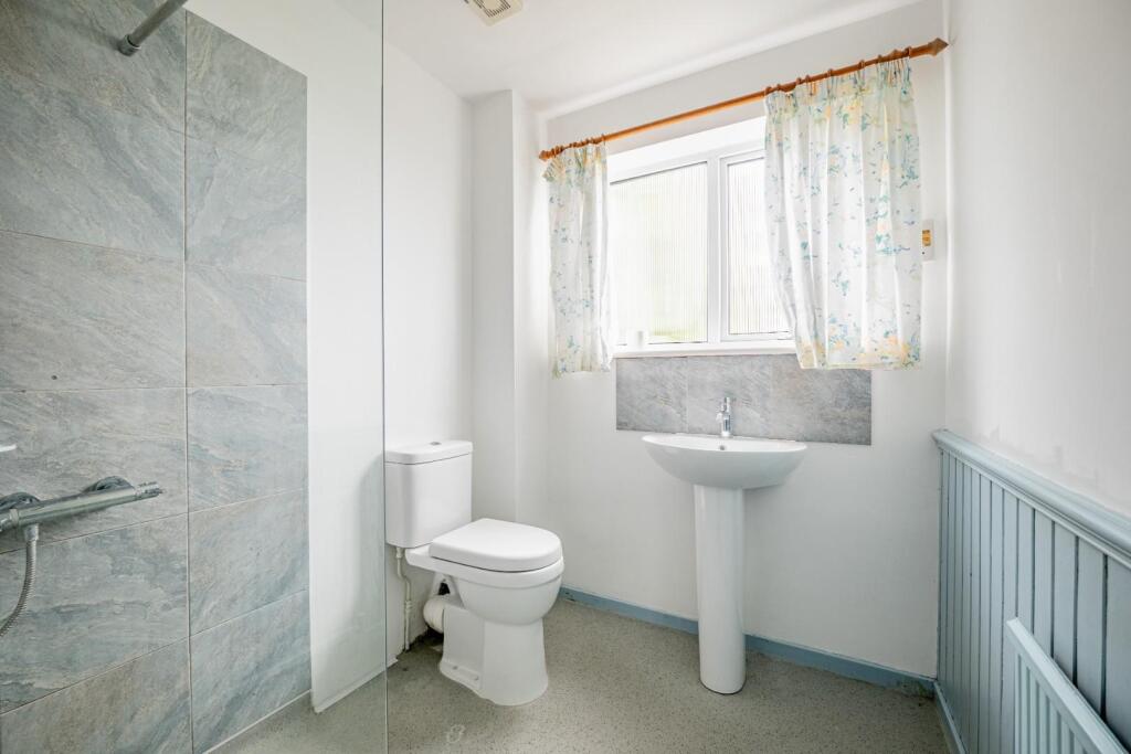 Westbrook BA1 4NB-16.jpg