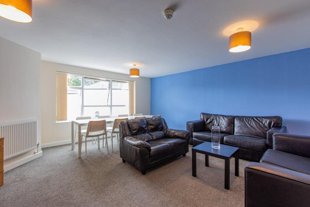 Miskin Street 114A-9.jpg