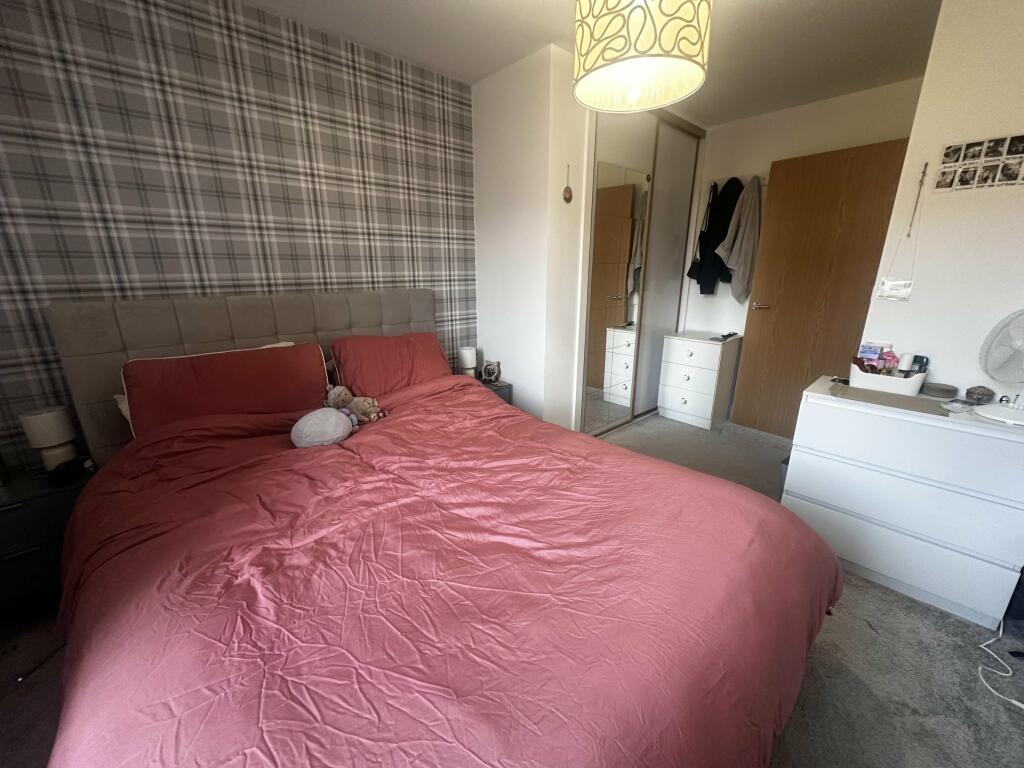 bed 1