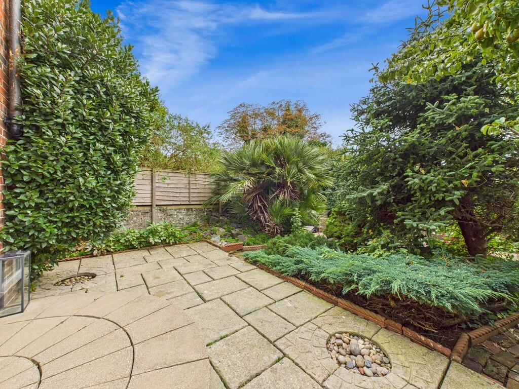 CAM03519G0-PR0381...