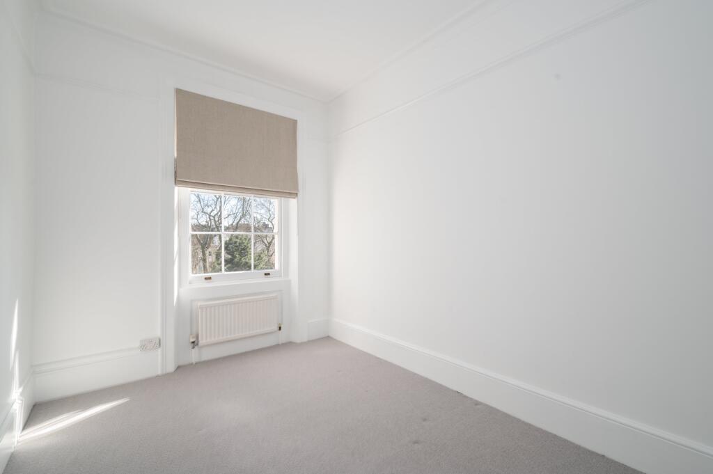 Warwick Square,19B-P